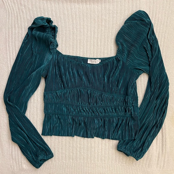 NWOT ASTR THE LABEL Ziva Plisse Top Size XL in Hunter Green *Sold Out* - Picture 5 of 8
